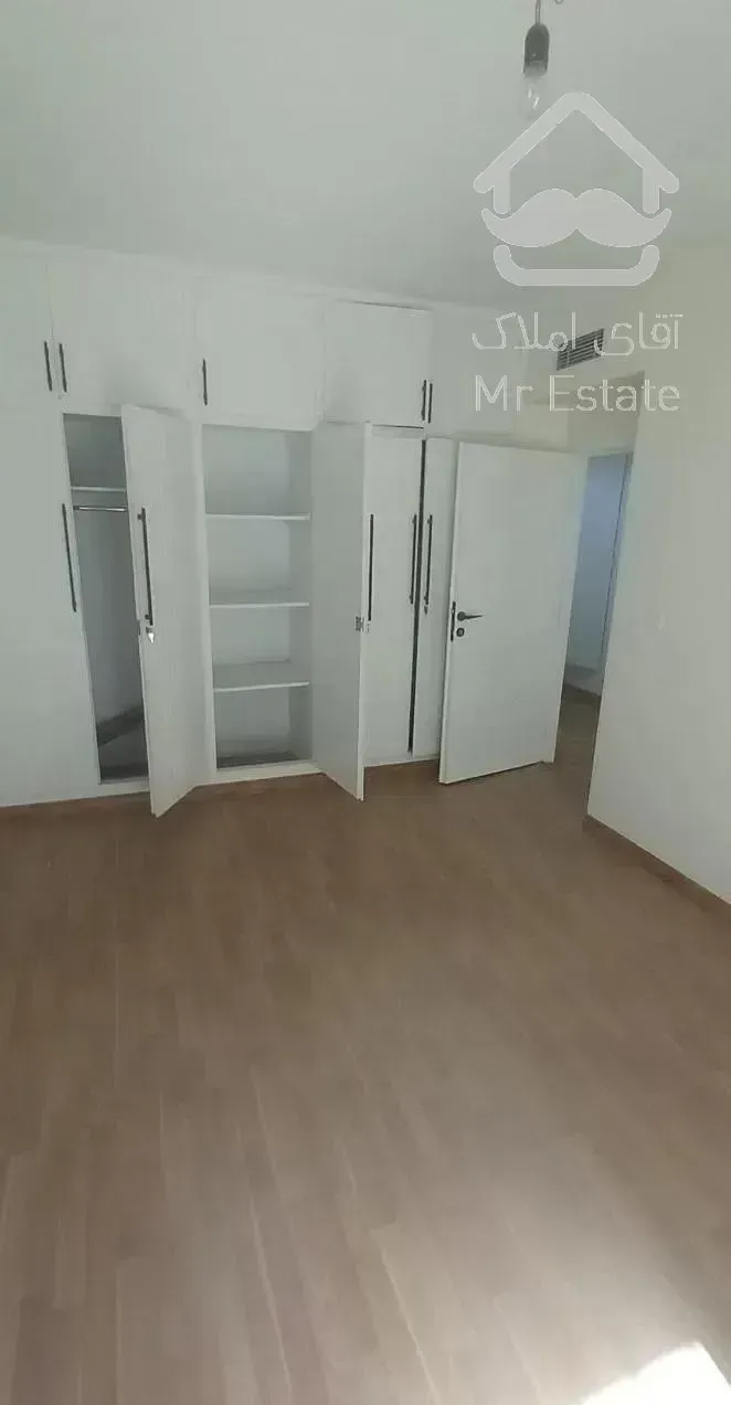 آپارتمان ۱۸۰ متری ۳ خواب