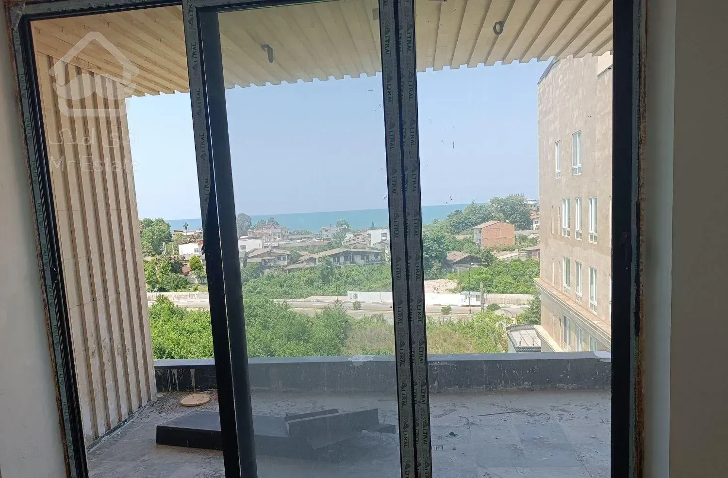 فروش آپارتمان ۱۴۷ متری ۳ خوابه