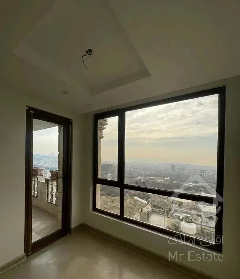 آپارتمان ۲۰۰ متر فرمانیه/تک واحدی/تراس قابل چیدمان