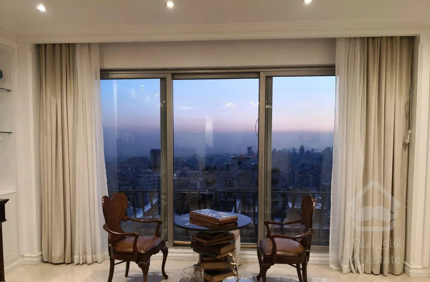 بوکان 222 متر با 2 پارکینگ و دید جنوب تهران