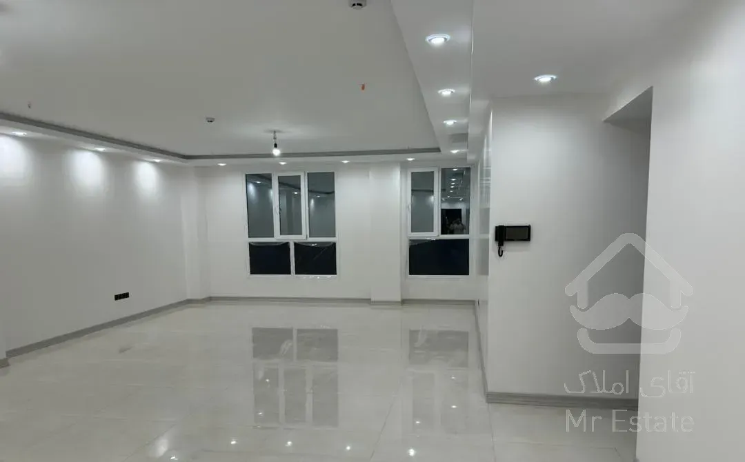 گاندی / ۱۴۵ متر ۳ خواب/ مناسب سرمایه گذاری و سکونت