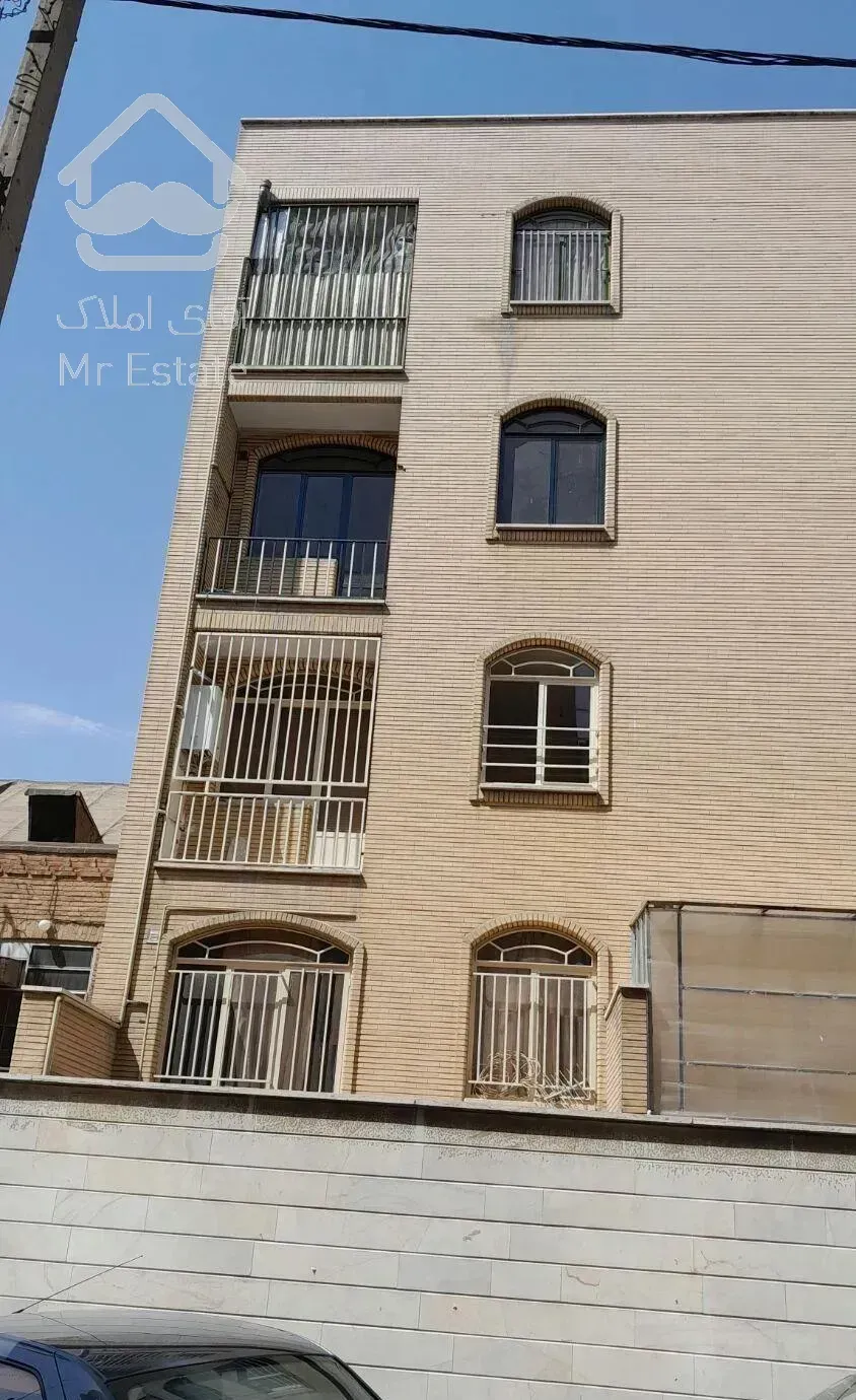 اپارتمان ۴۸متری پارکینگ پاستور غربی