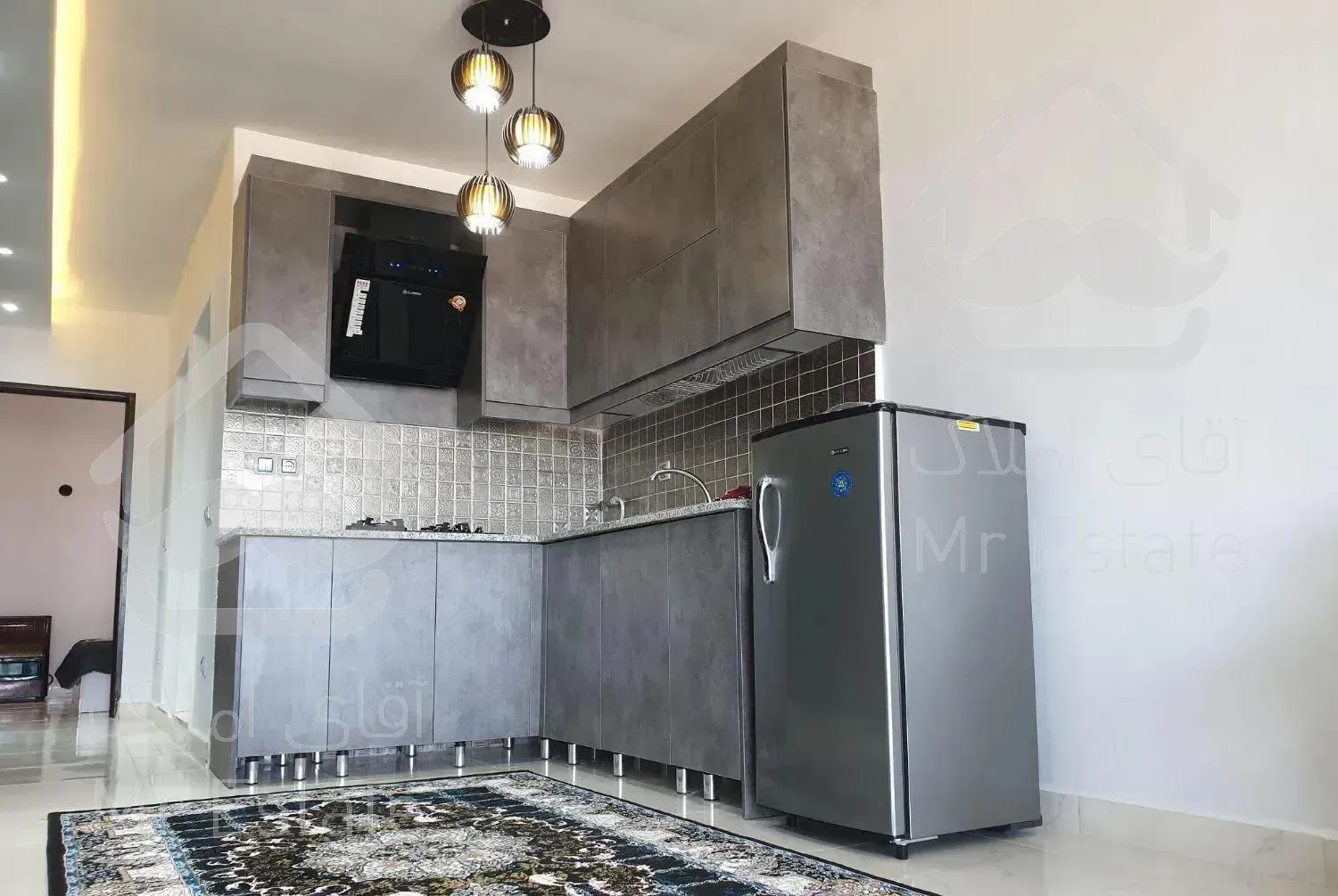 استخردار ۲۰۰ متری نوساز بر اول دریا