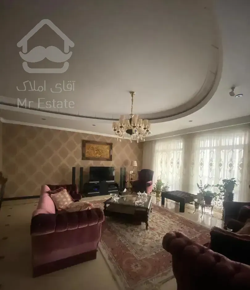 آپارتمان ۲۲۰متری دو پارکینگ استخر سونا نیاوران