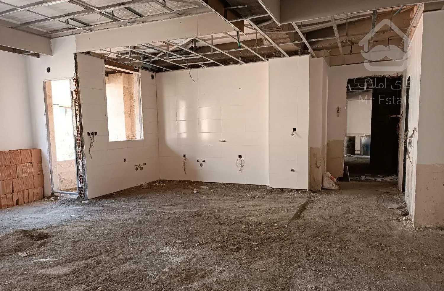 115متری ویلاشهر سروازاد چیتگر شمالی نوساز فول