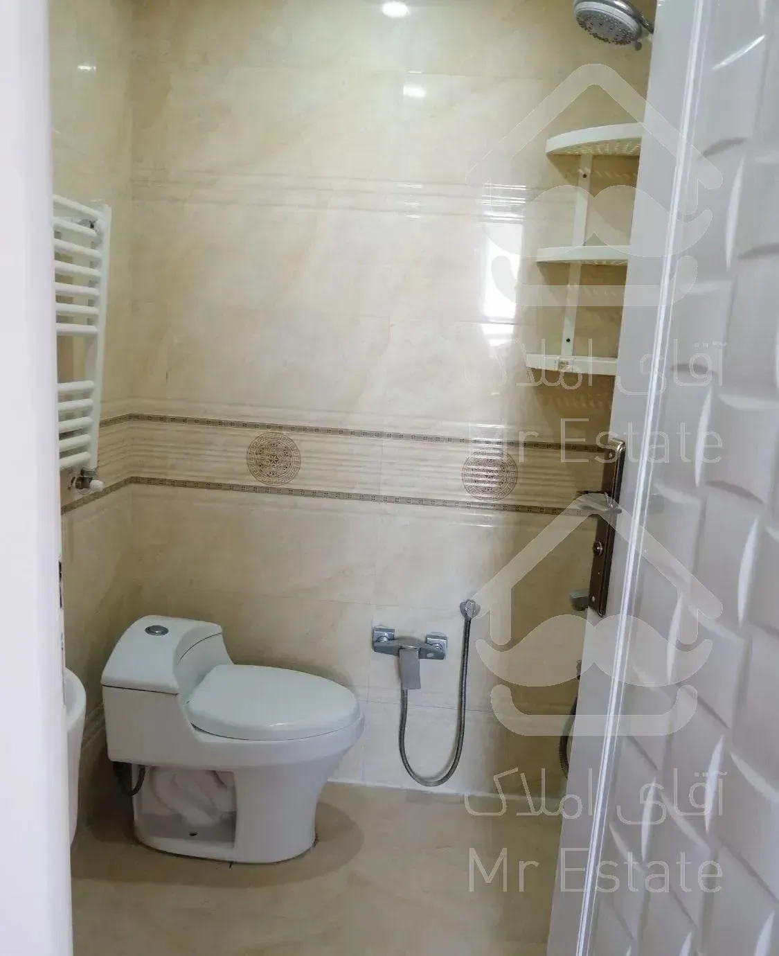 آپارتمان خواجه 135 متر 3 خواب فول امکانات