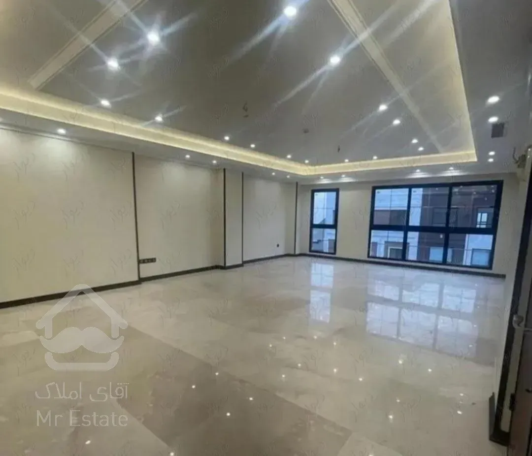 ۱۵۲متر/نوساز کلید نخورده/تک واحدی/سالن پرده خور