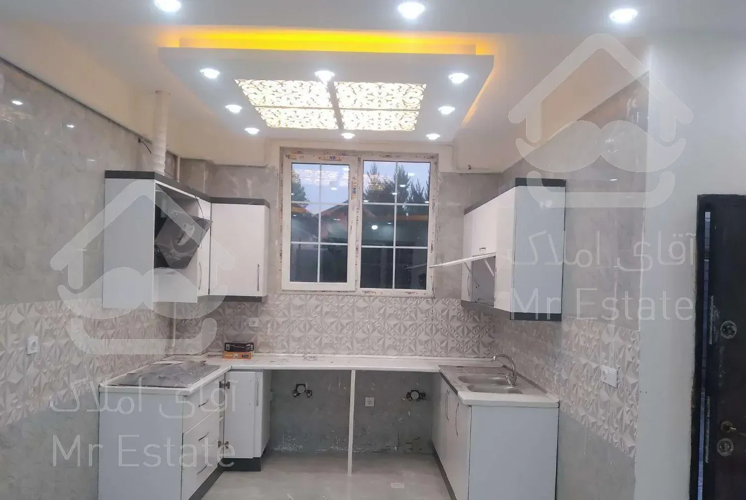 فروش آپارتمان ۱۰۰ متری در جاده چمخاله