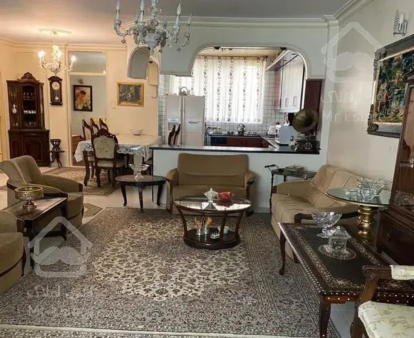 خانه ۲۲۰ متر زمین در۲ طبقه شمالی سعادت آباد