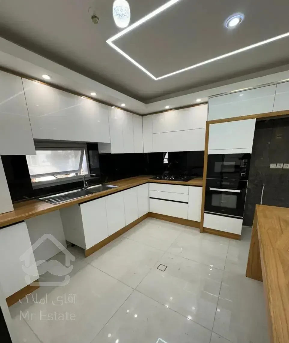 فروش اپارتمان ۱خوابه ۱۰۵متری ارم نوسازی کامل