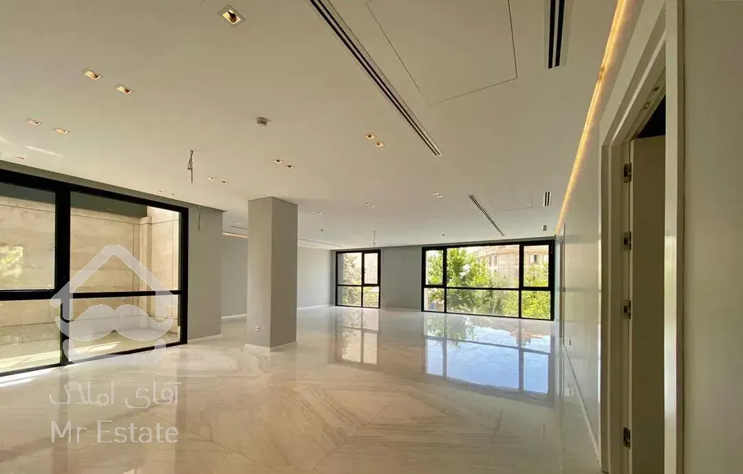 اپارتمان ٣٠٠ متر صاحبقرانیه مدرن