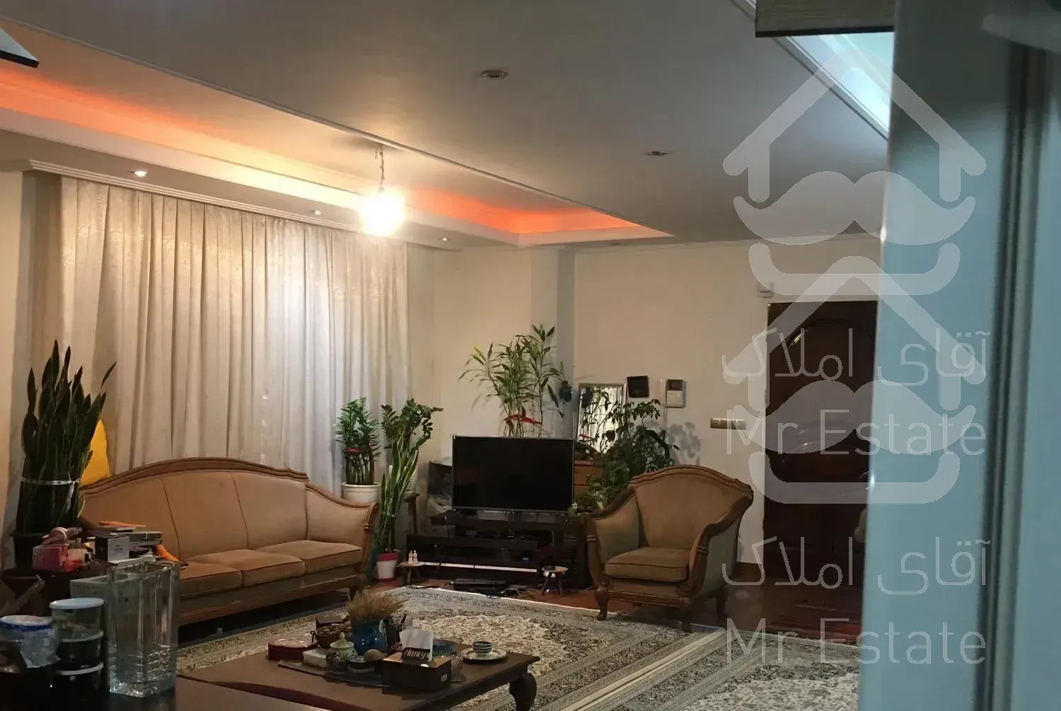 84 متری/ دو خواب/ شهرک ازادی