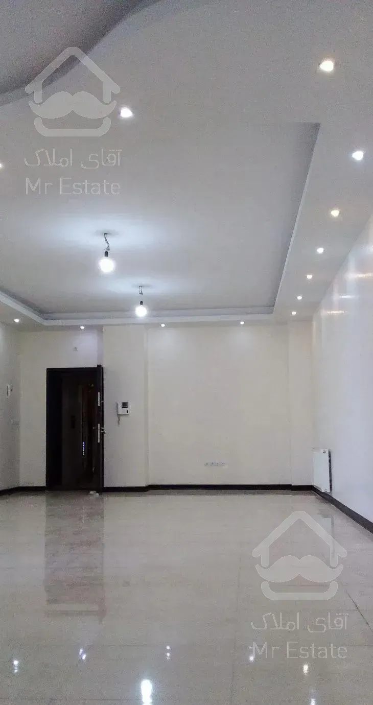 ۱۳۰ متر فول آپشن در حد کلید نخورده