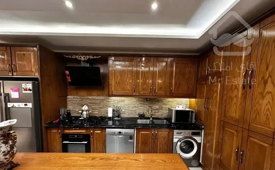 ۱۴۰متر دوخواب/ صیادشیرازی۲۳ / عمادخراسانی (حافظیه)