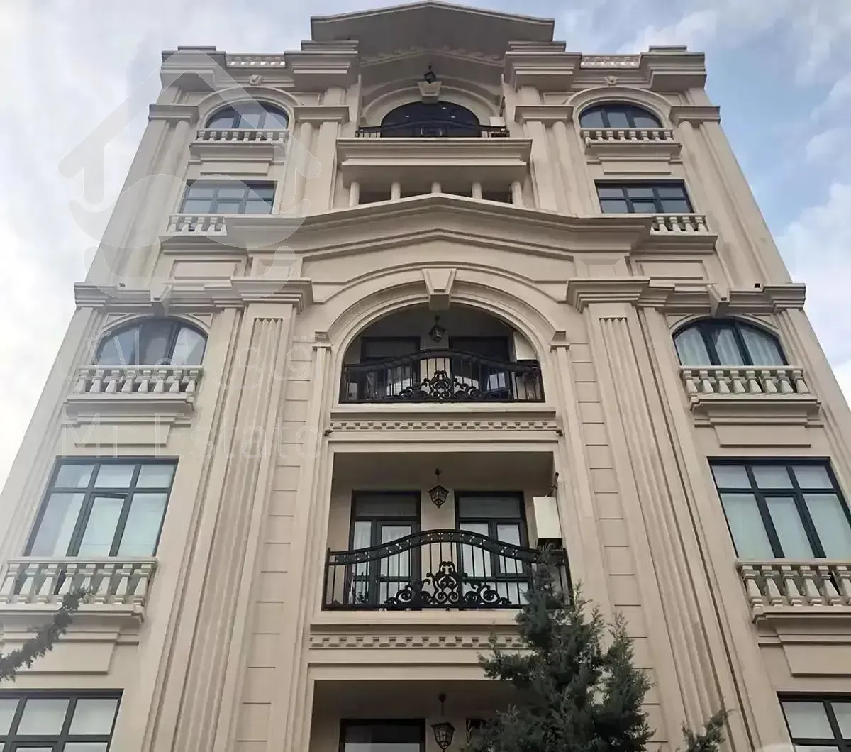 .اوایل هنرستان 230متری.مدرن