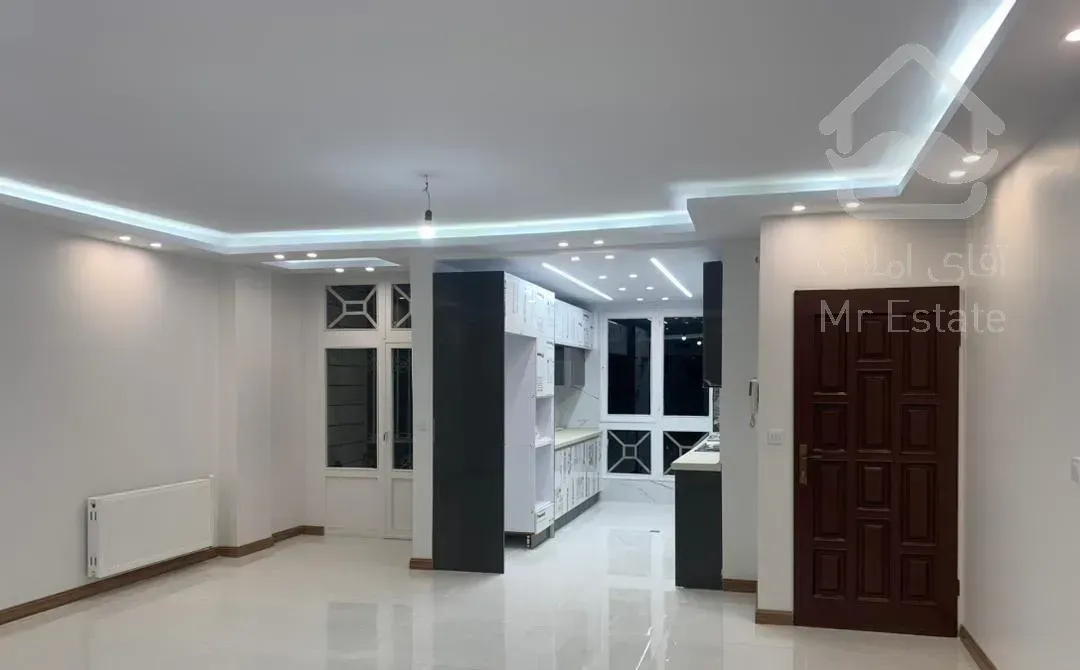 ۱۰۰ متر / بازسازی کامل /مناسب سکونت و سرمایه گذاری