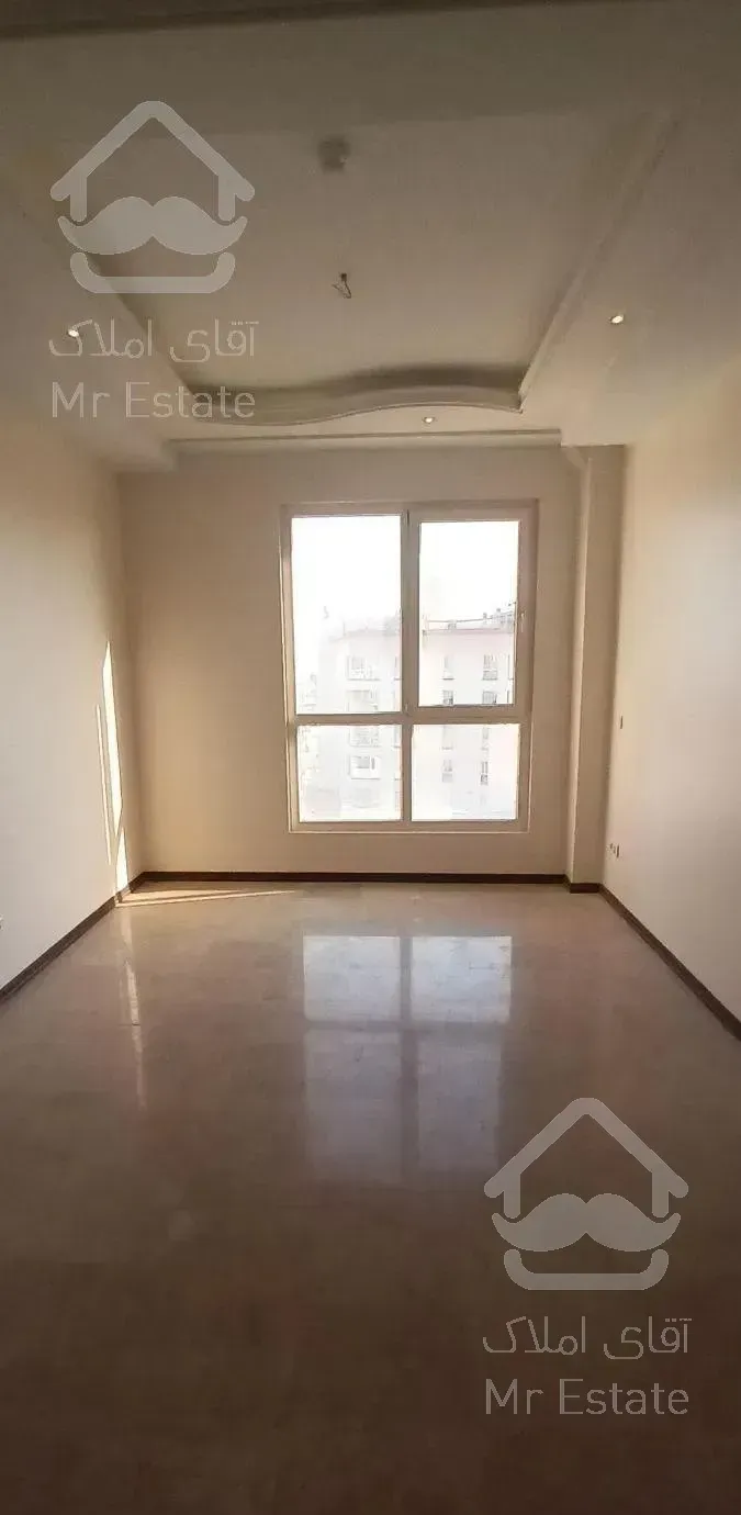 اپارتمان۲۴۰متری دوتراس تک واحد در برج باغ برند