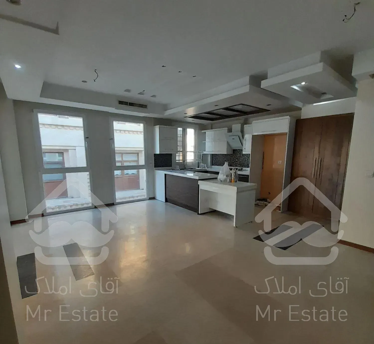 آپارتمان ۱۰۰ متر *شهرک نفت*ویو بدون مشرف*