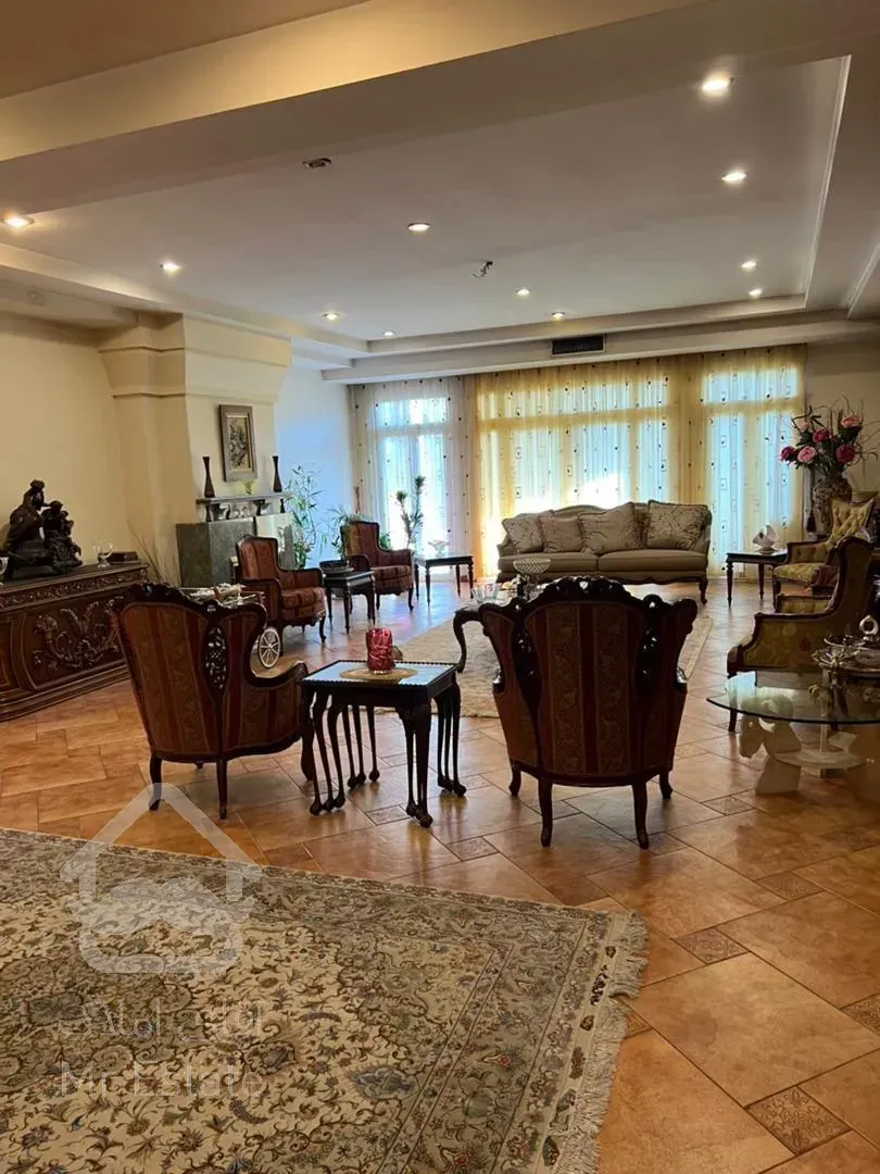 اجاره و رهن آپارتمان الهیه 370  متر اکازيون