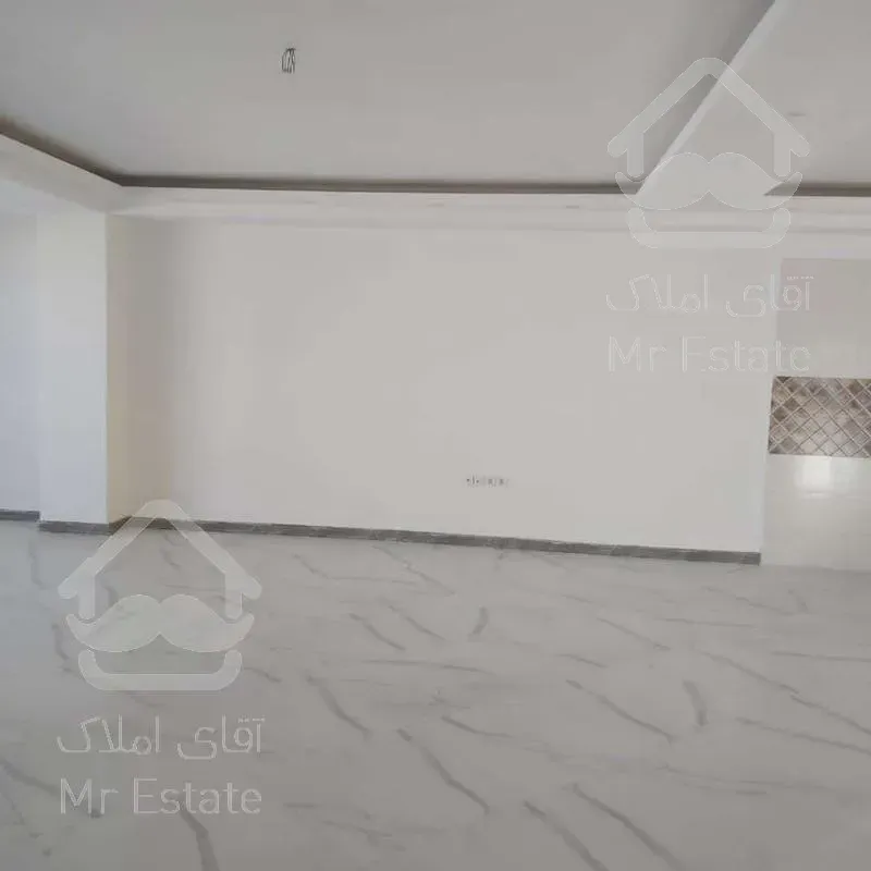 آپارتمان 170 متری_نوساز_بسیارشیک وتمیز_جمهوری