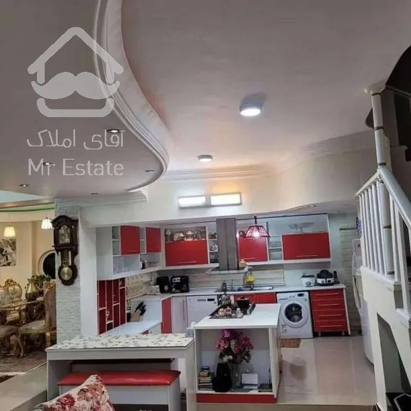 ویلا 891 متر تریبلکس_ استخردار _ خوش نقشه