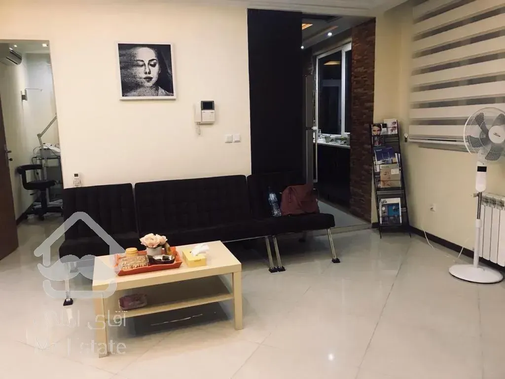 85 متر اداری بر خیابان دروس / تابلو خور