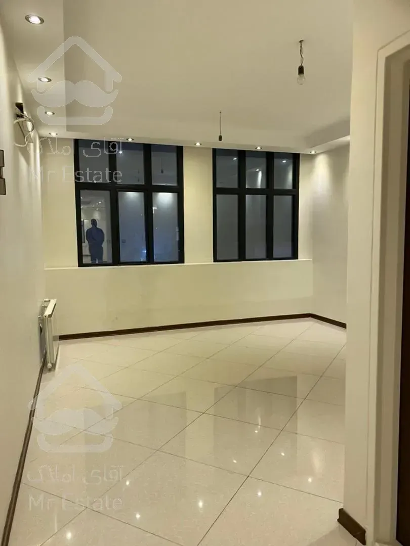 فروش واحد اداری 85 متری در ونک