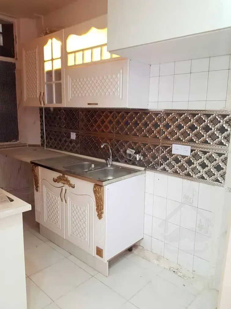 ۵۰ متری فول بازسازی و تمیز و غرق در نور