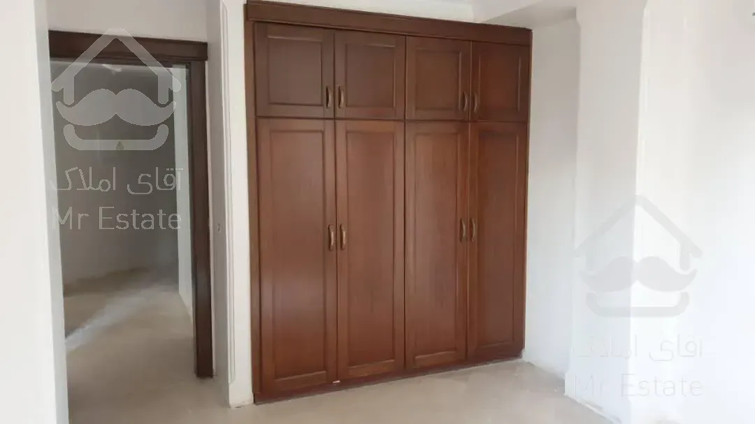 دیباجی جنوبی 110 متر طبقه دوم