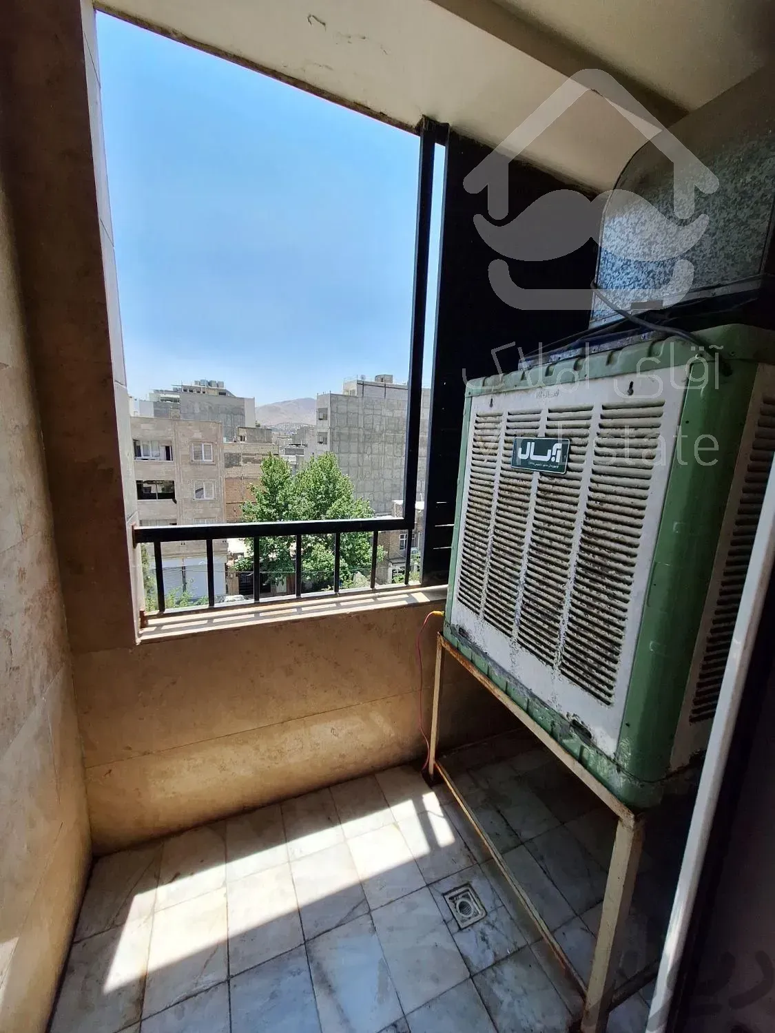 اجاره 77متری فول - ۵ دقیقه پیاده تا مترو فرهنگسرا