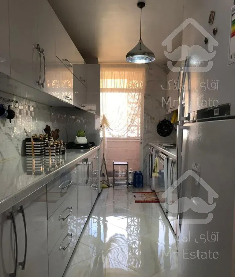 آپارتمان ۸۵متری سنددار دریاچه چیتگر منطقه ۲۲