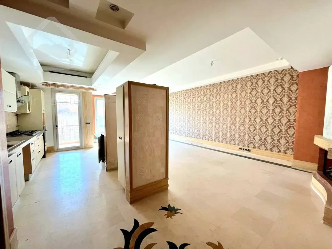 فروش اپارتمان 131 متری زعفرانیه