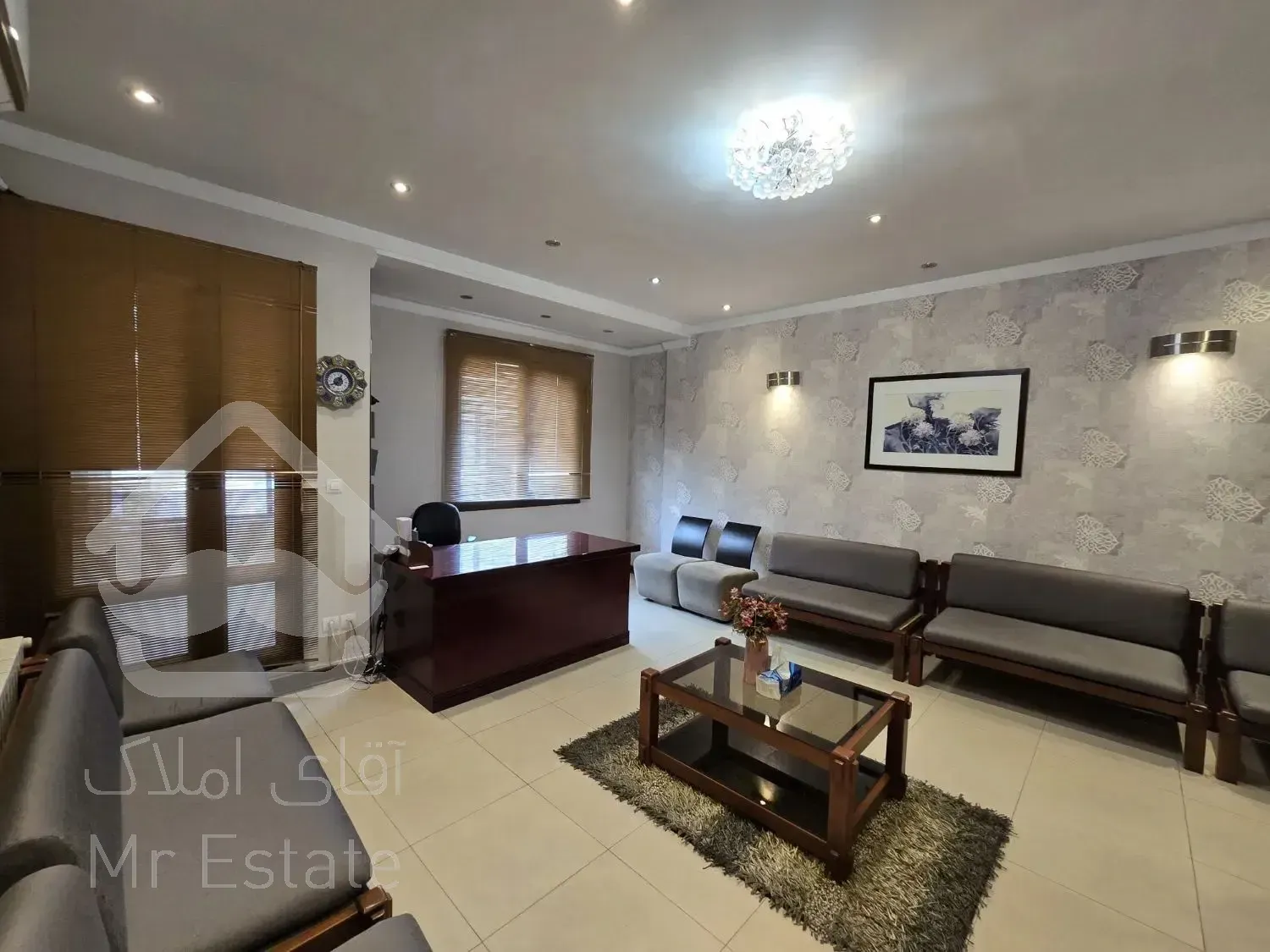 70متربلوارسرو* ساختمان پزشکان،لابی،لابیمن* تابلوخور