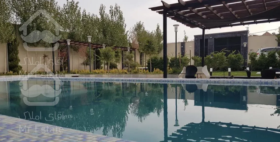 ویلا تریبلکس  استخر ۴فصل