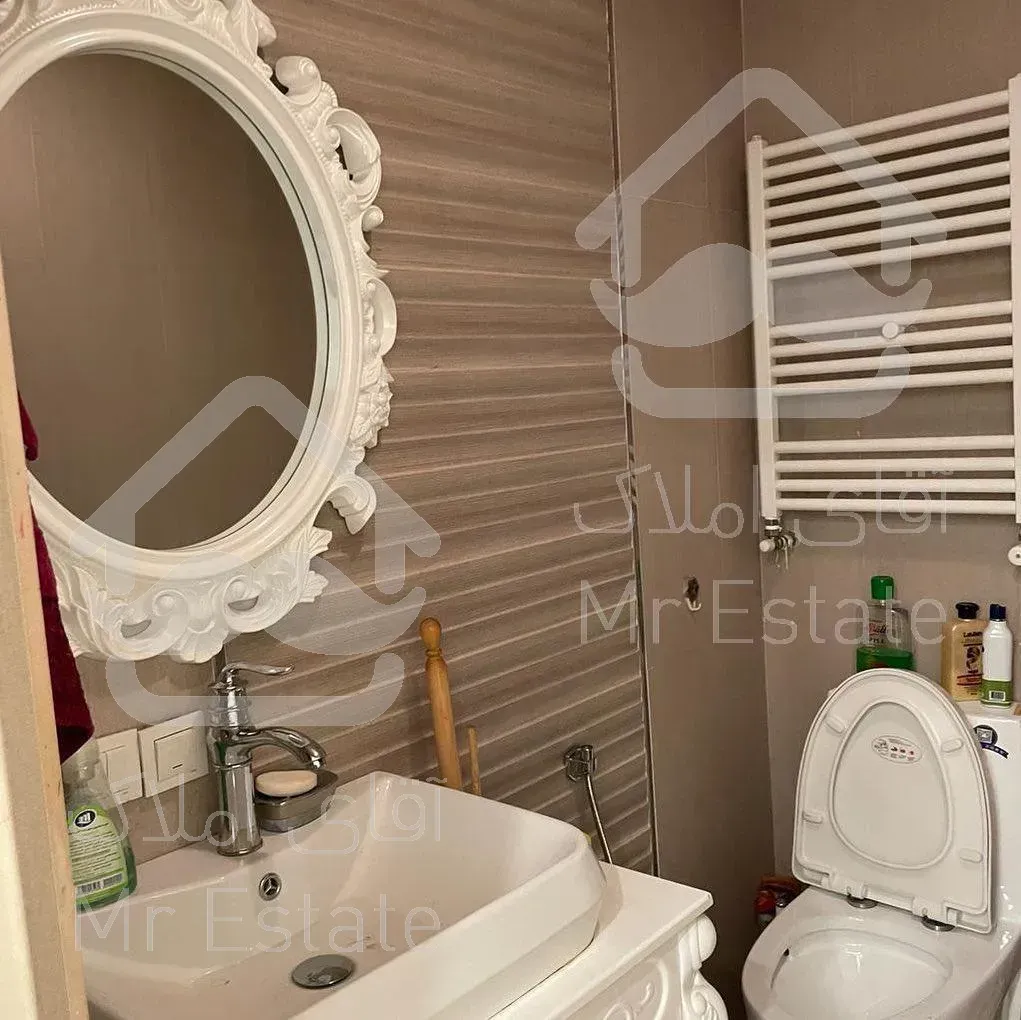 رهن و اجاره در فرمانیه ۱۸۰ متر ۳ پارکینگ لاکچری