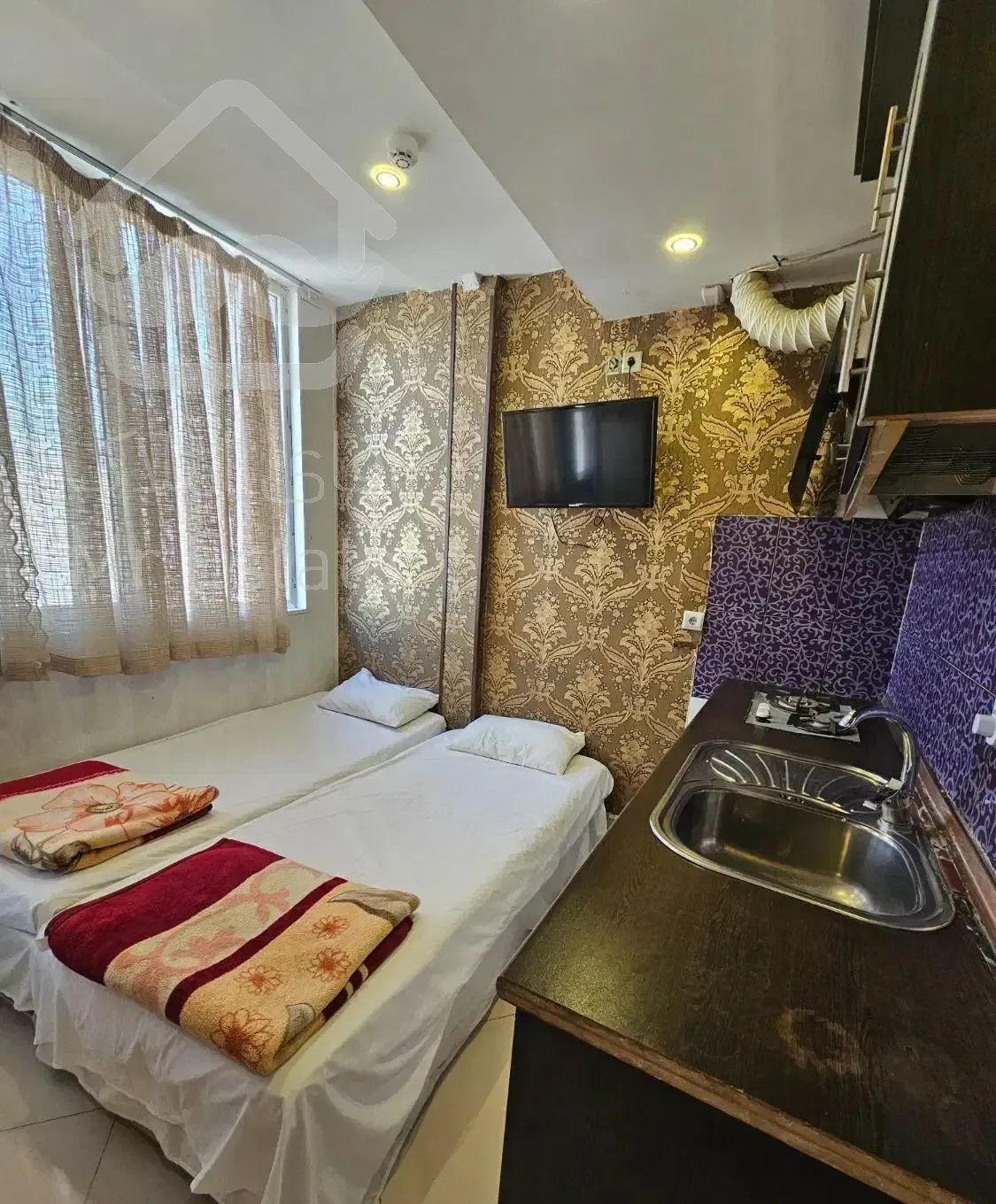 اجاره  سالانه هتل آپارتمان ۱۲ واحدی چسبیده به حرم