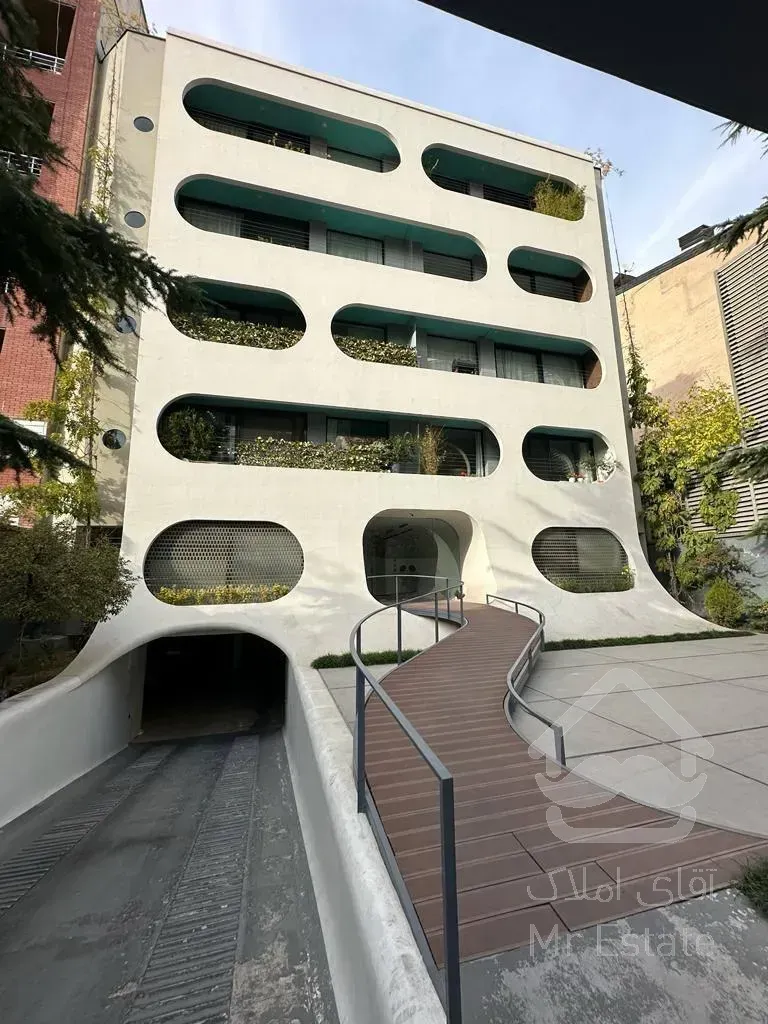 فروش اپارتمان 220 متری زعفرانیه