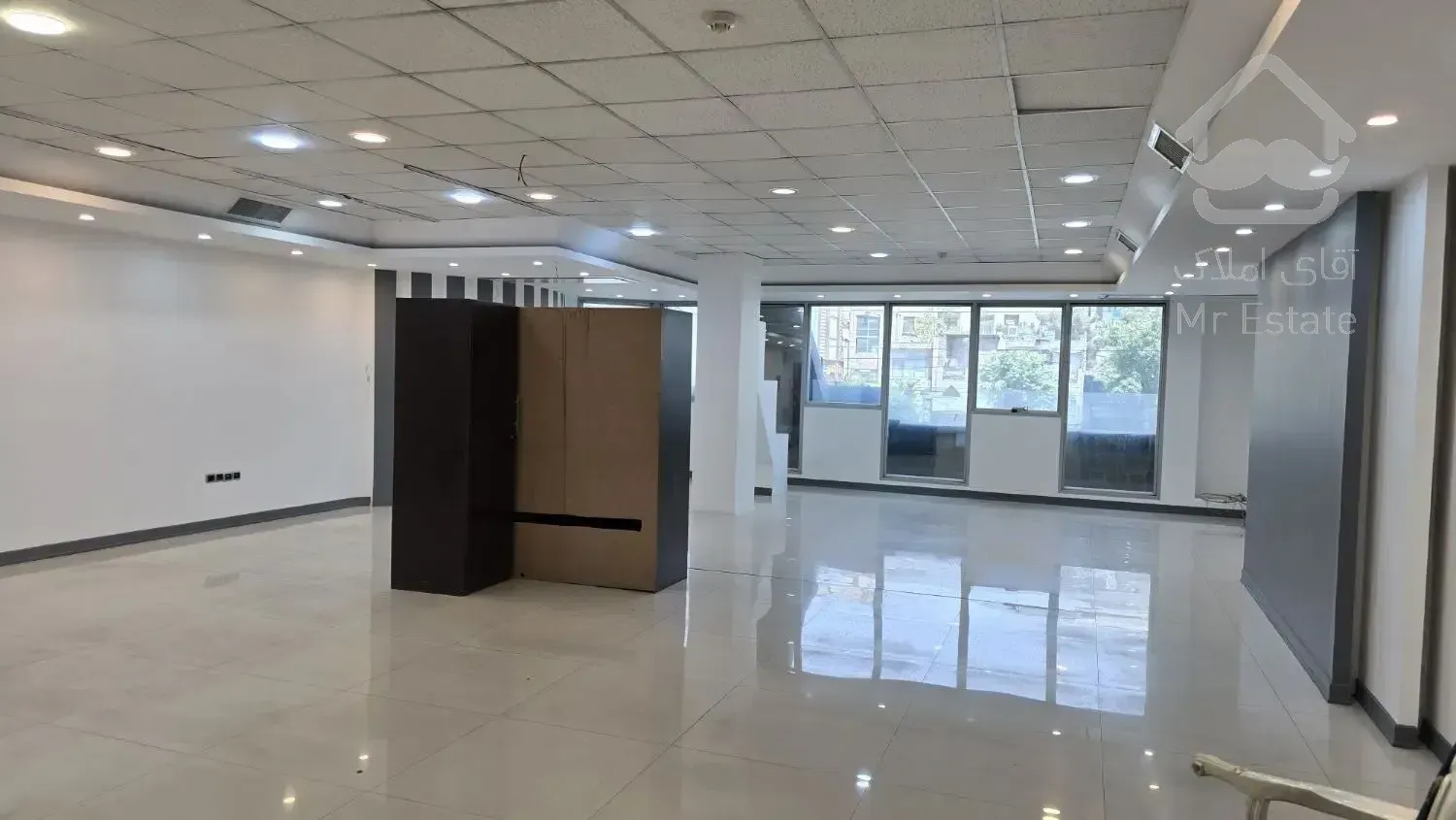 100متر سعادت آباد*موقعیت اداری*جای پارک نامحدود