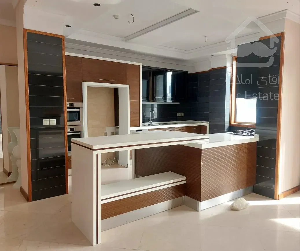 فروش اپارتمان 220 متری زعفرانیه