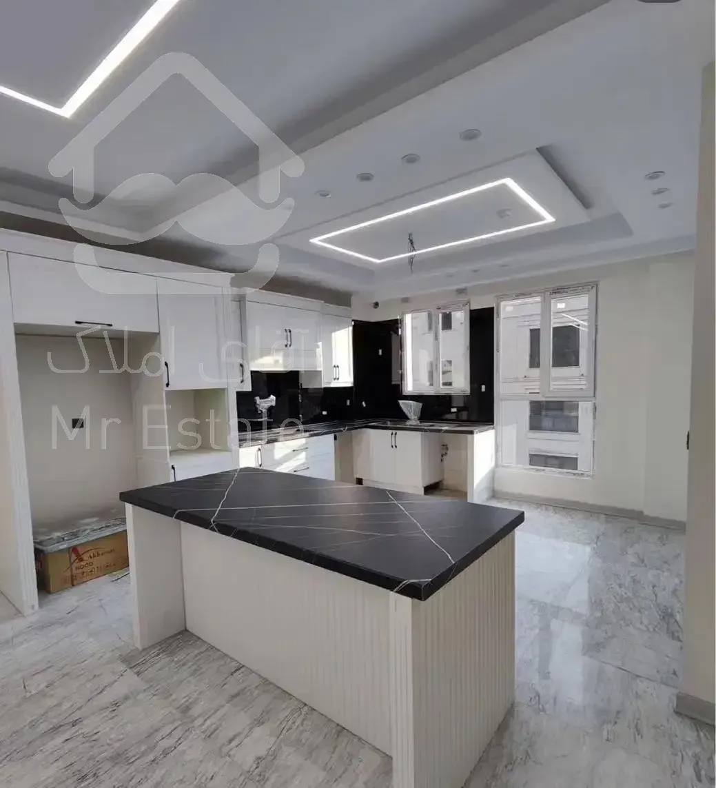 آپارتمان ۸۴ متر/۲ خواب/چهارباغ شرقی