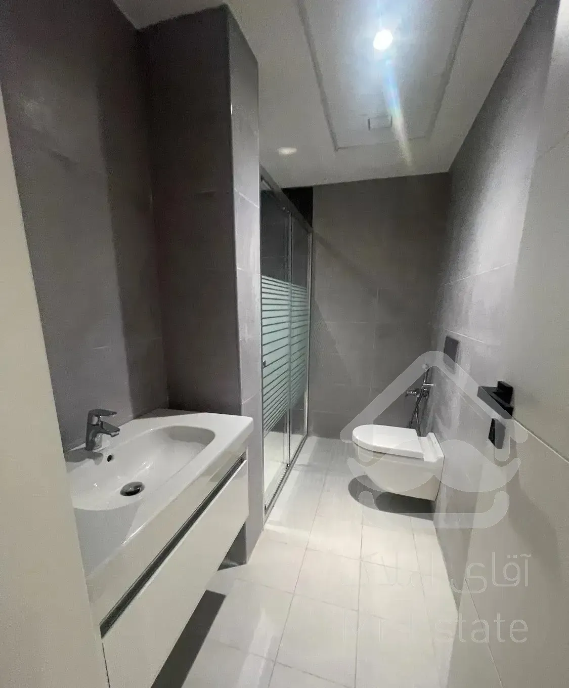 برج سان ست  ستاره کیش  دو خواب ۹۴متری سند دار