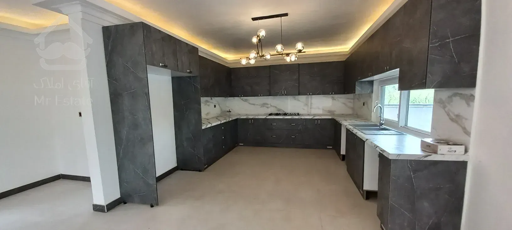 فروش ویلا لوکس مدرن استخردار کوهپایه تنکابن