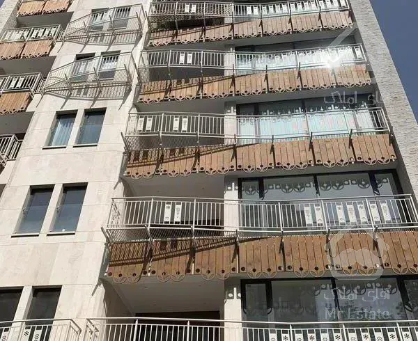 زعفرانیه/۱۹۷متر/خوش نقشه/تراس بزرگ