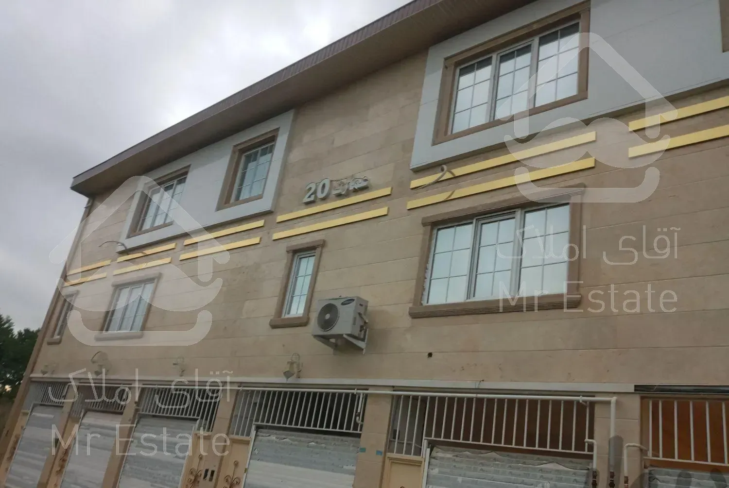 فروش اپارتمان نوساز واقع در کوی اتش نشانی