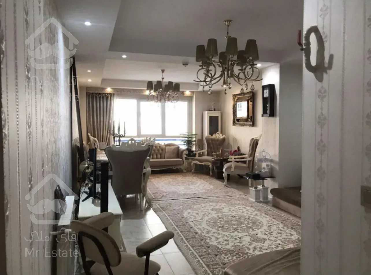 فروش ۴ طبقه ی ۱۲۵ متری / گذر ۱۲ / دهکده المپیک / شهرک چشمه