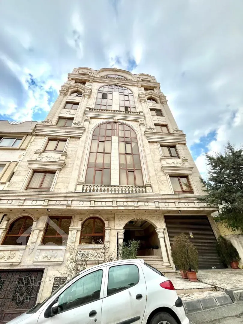 فروش اپارتمان 135 متری زعفرانیه