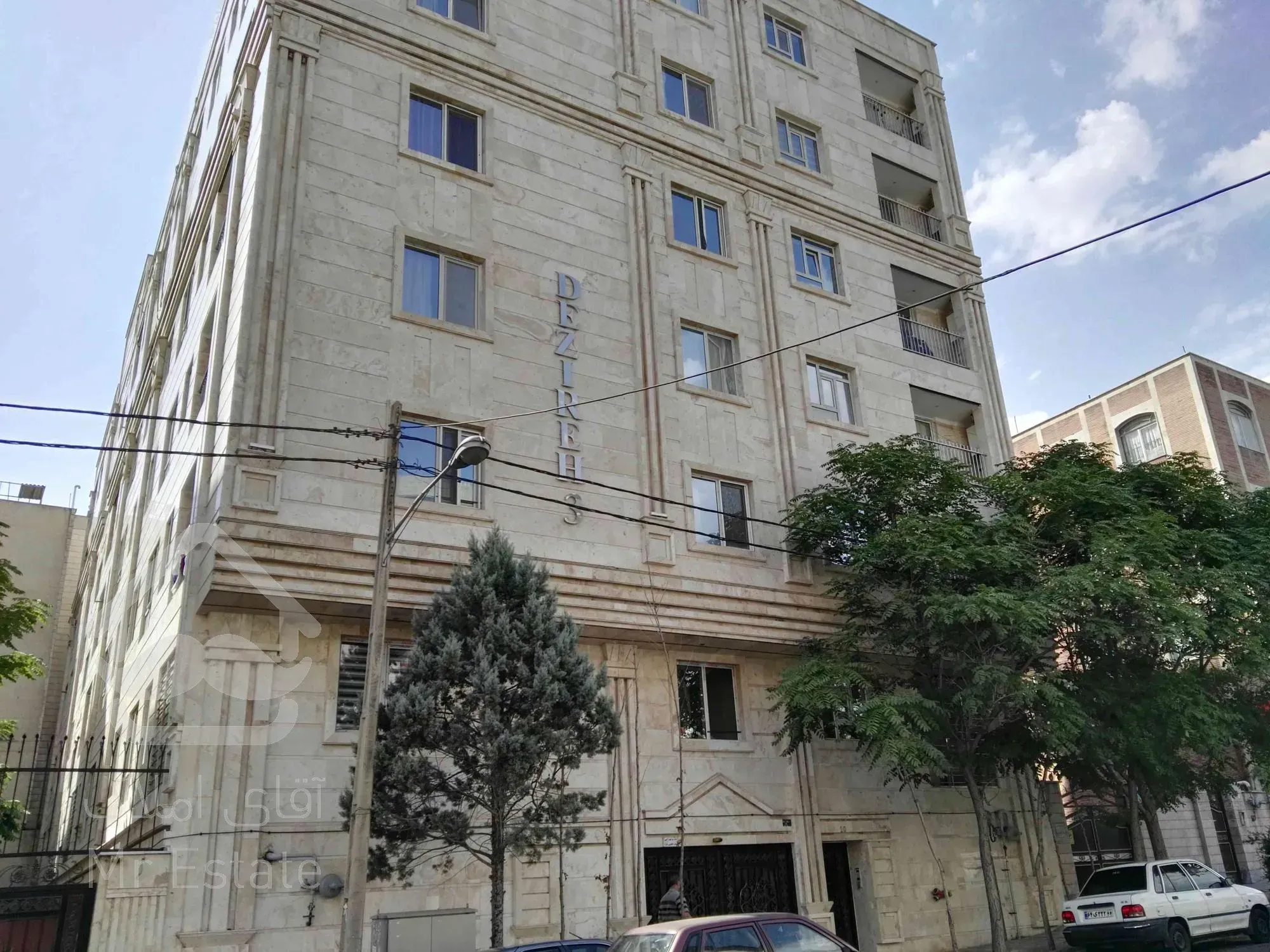 اجاره آپارتمان ۱۱۷ متری سه ساله بلوار فردوس شرق