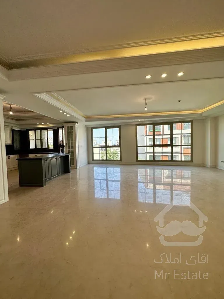 فروش اپارتمان 200 متری زعفرانیه