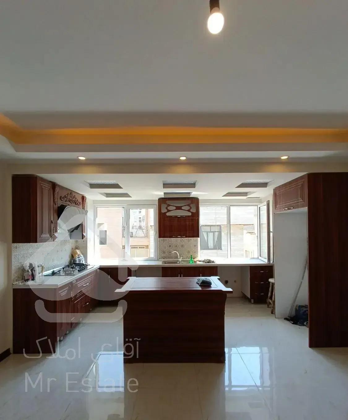 ۱۱۸ متر/فول امکانات/تک واحدی/طلای نایاب بازار