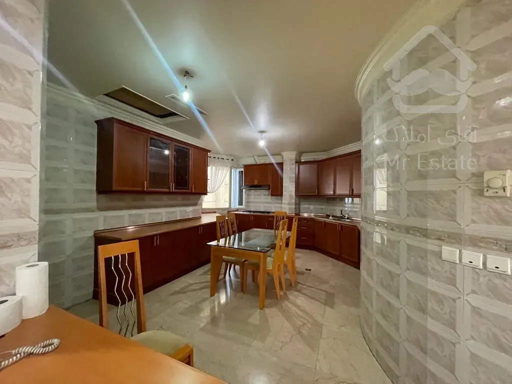 فروش اپارتمان 270 متری ولنجک